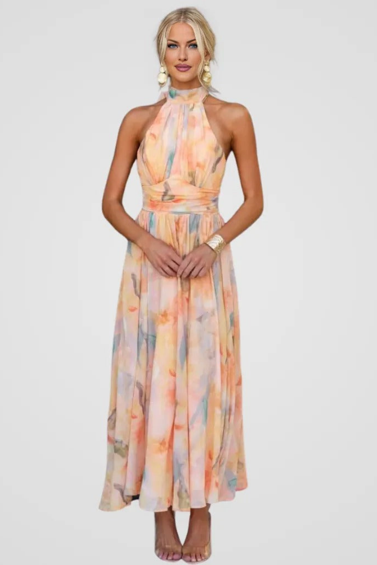 Sommerkjole med halterneck