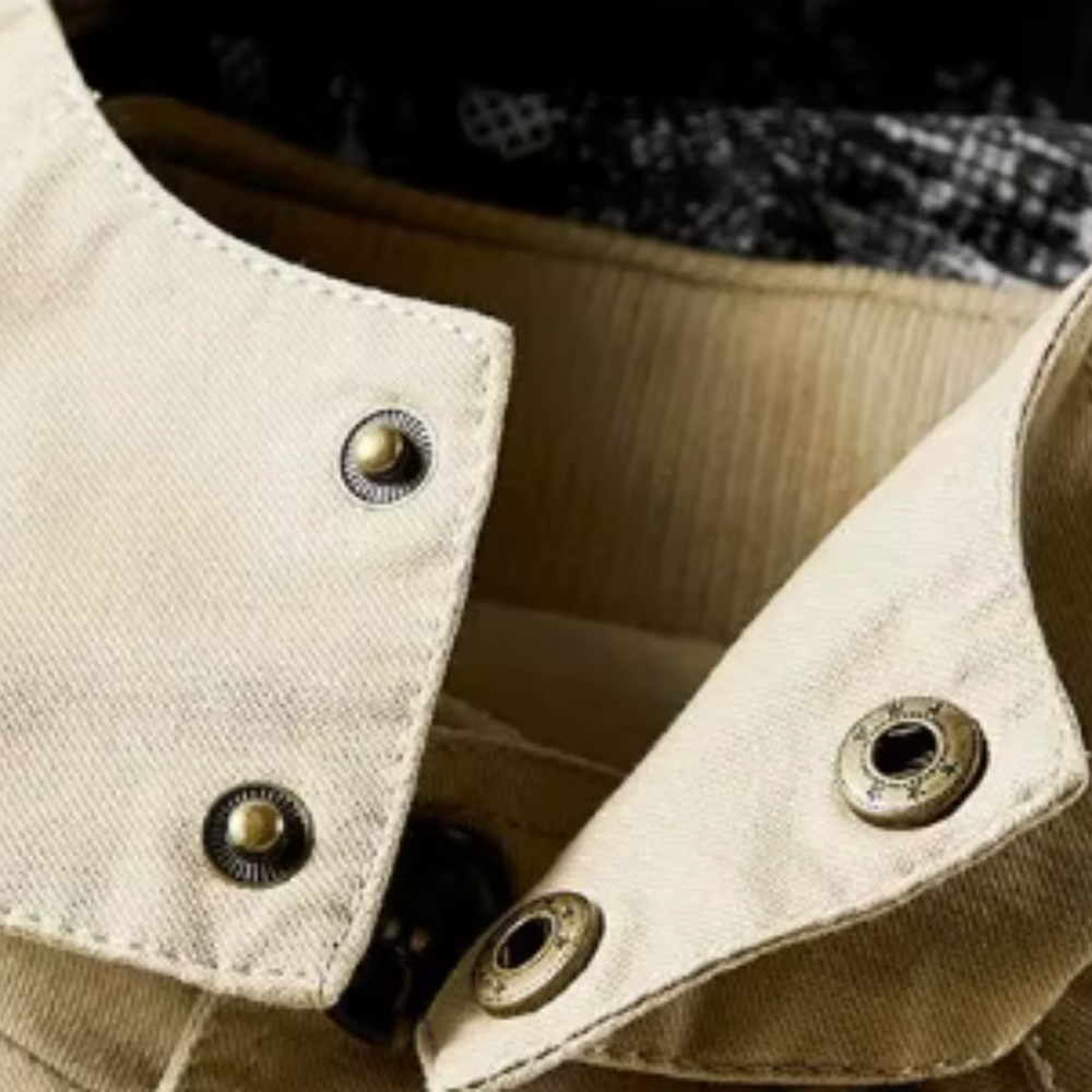 Elegant jakke med flere lommer