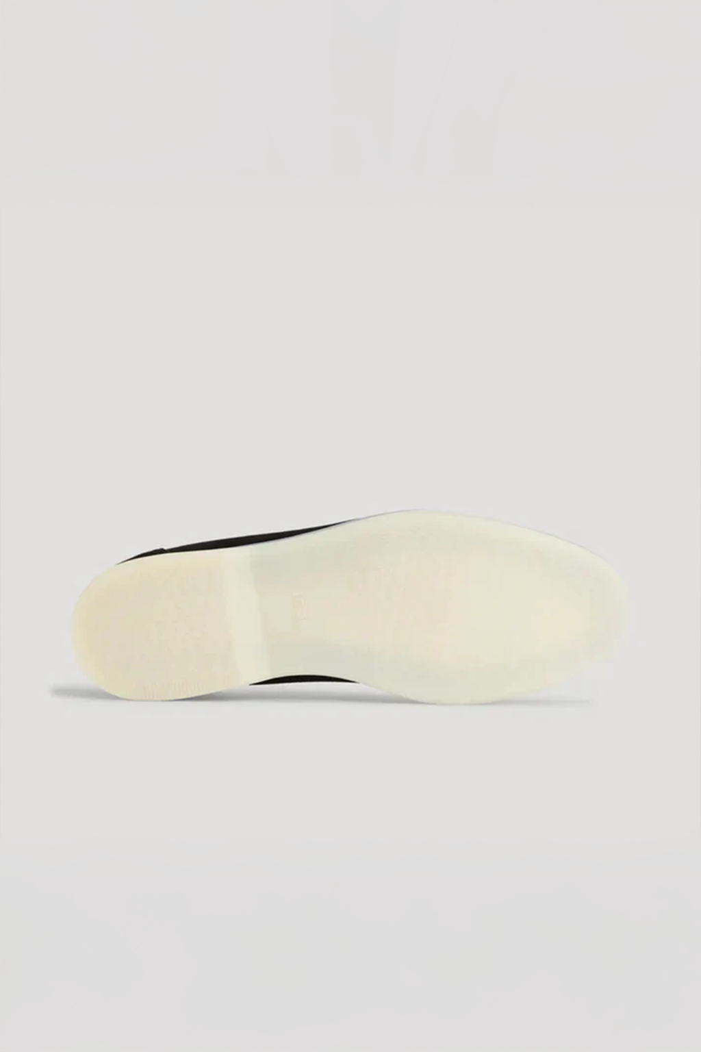 Elegantes mocasines de ante